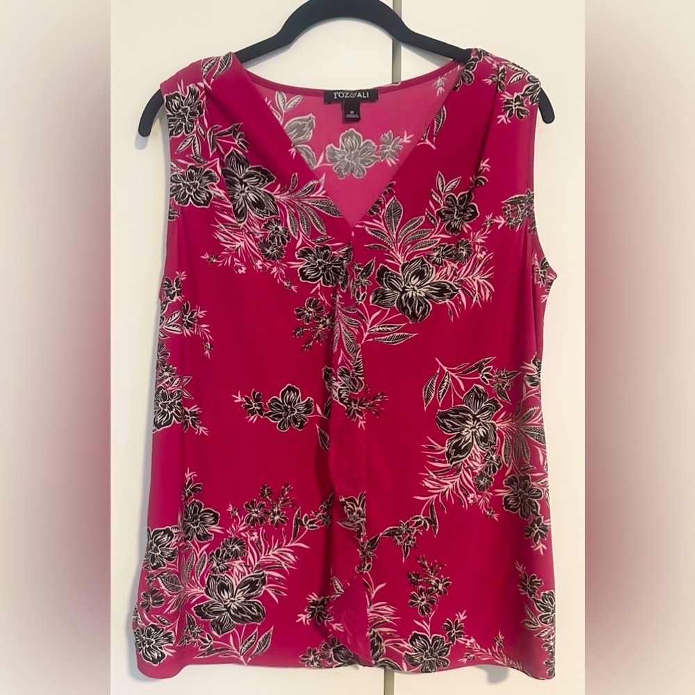 Roz & Ali Ruffled Sleeveless Blouse